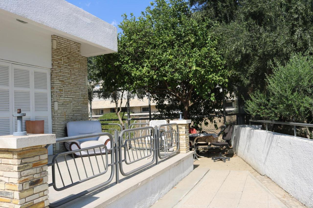 ניקוסיה Costas Hostel Action 2 מראה חיצוני תמונה